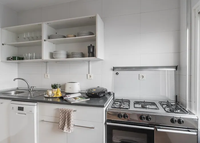 Tuguest Duquesa Apartment